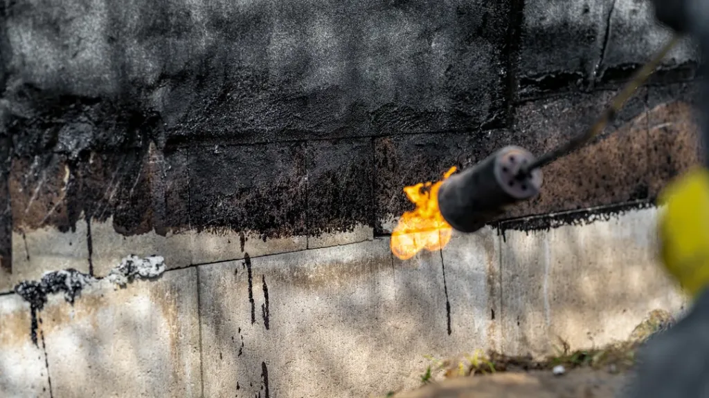 Unsealed Joints: Overlooked Industrial Waterproofing Failures